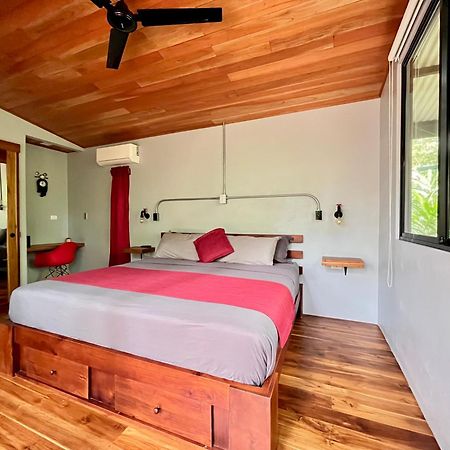 Industrial Studio With Private Jacuzzi Uvita Exterior photo