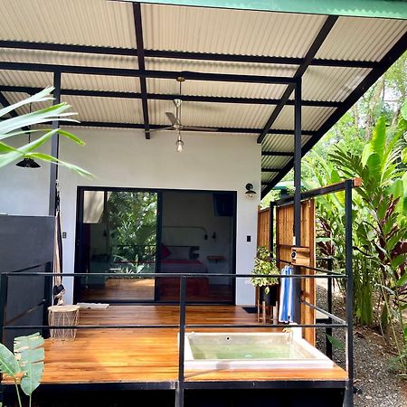 Industrial Studio With Private Jacuzzi Uvita Exterior photo
